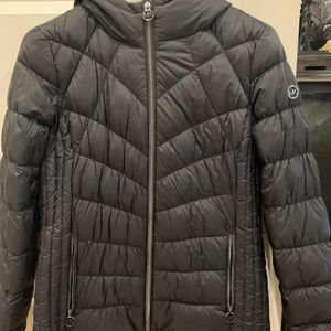 Black Michael Kors packable down jacket, PXS